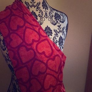 NWOT OS Hearts holiday Leggings Lularoe